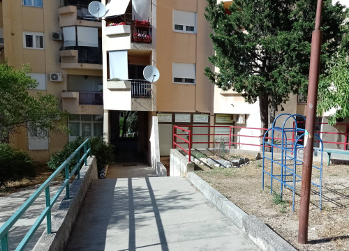 Fotografija 2 - Zanimljiv i prostran poslovni prostor iznajmljuje se na Vidicima