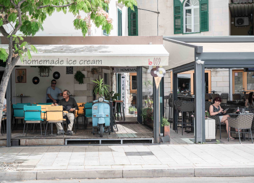 Fotografija 3 - Kugla sladoleda za samo jedan euro u B059 na šibenskoj rivi!