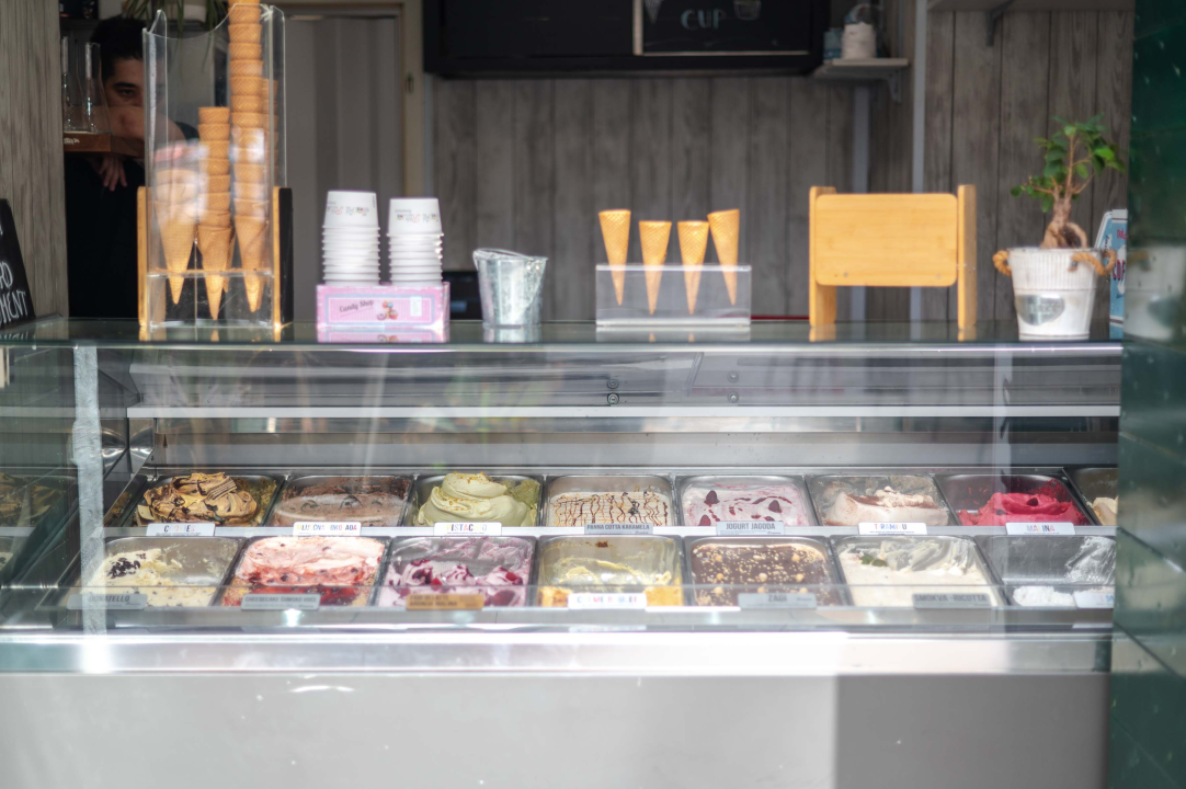 Kugla sladoleda za samo jedan euro u B059 na šibenskoj rivi!