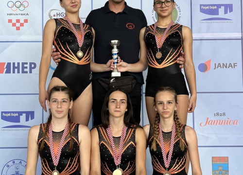 Fotografija 12 - Lucija Vlahov prvakinja Hrvatske u gimnastičkom višeboju, Roko Zorić i mlađe seniorke Dišpeta brončani