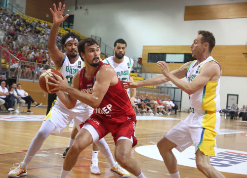 Hrvatska na krilima Šarića i Hezonje pobijedila Brazil i osvojila turnir