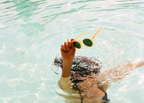 Fotografija 21 - Trendi sunčane naočale IZIPIZI pronađite u trgovini M.A.G.-D.D.!