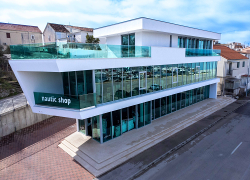 Fotografija 25 - Trendi sunčane naočale IZIPIZI pronađite u trgovini M.A.G.-D.D.!