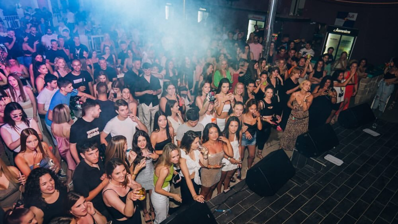 Popularni reper Rasta na rasporedu je ove subote u Haciendi