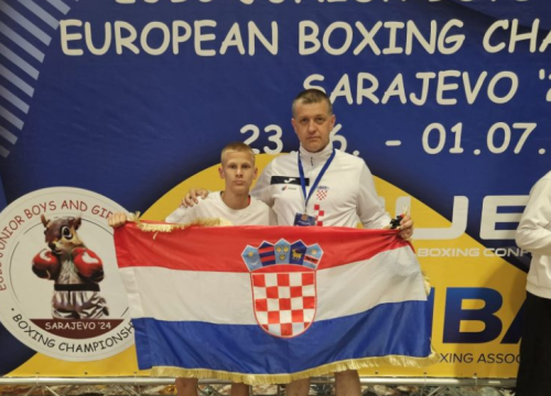 Kninjanin Mario Nakić peti na Europskom juniorskom prvenstvu u boksu