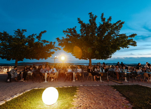 Fotografija 9 - Goran Višnjić pogledao kompletno sulud film sa ‘sotonističkim’ prevarantom Leonom Lučevom