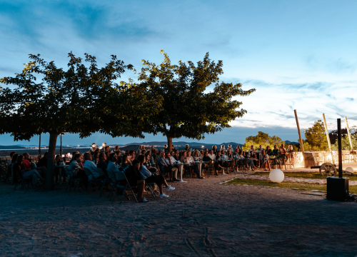 Fotografija 12 - Goran Višnjić pogledao kompletno sulud film sa ‘sotonističkim’ prevarantom Leonom Lučevom