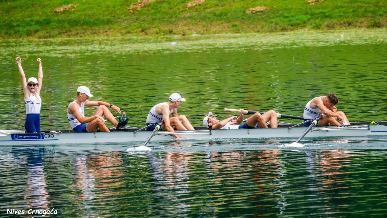 Osmerac i četverac sa mlađih juniora prvaci države, juniori 2. u četvercu sa i bez, Rita Ukić 3. u kadetskom skifu
