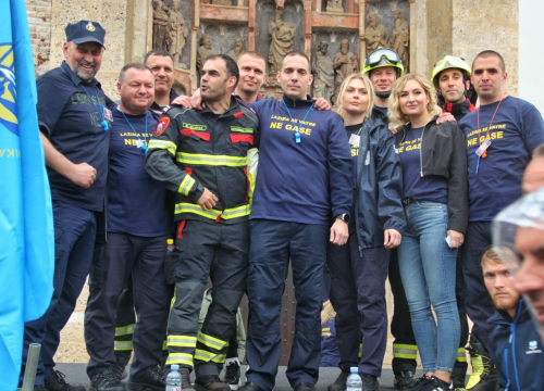 Fotografija 2 - Hrvatsku bi usred sezone požara mogao dočekati štrajk vatrogasaca, problem su plaće