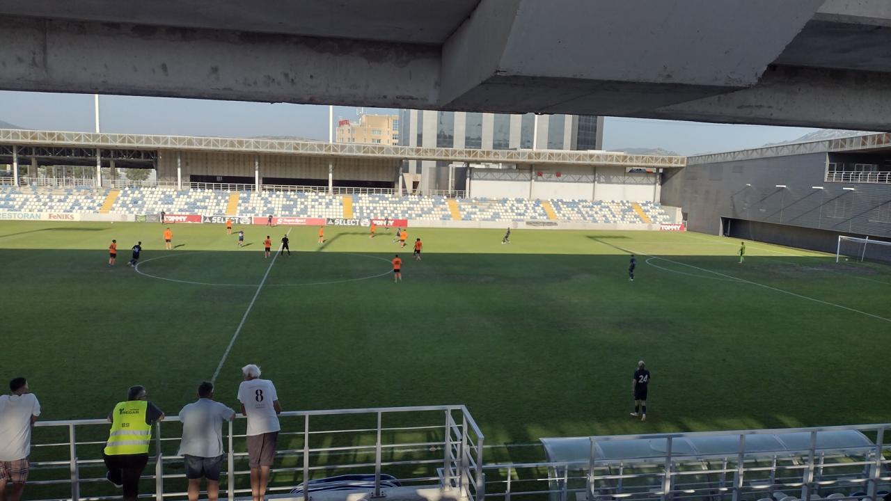 Dugopolje-Šibenik 2:3, Santini za pobjedu, Majić morao iz igre