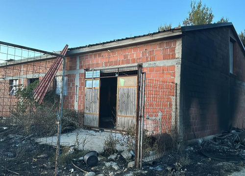 Fotografija 12 - Preko 120 vatrogasaca bori se s požarom: 'Postoji šansa da se proširi u pravcu Dubravica i NP Krka'