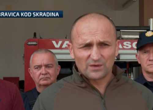 Ministar Anušić u Dubravicama: 'Ovo se sigurno neće završiti danas'