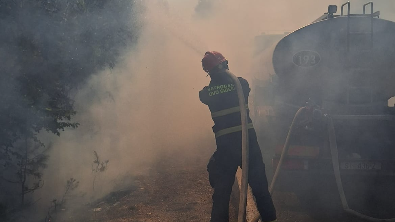 DVD Šibenik o slučaju 'nakaze': 'Nikad nikog nismo uvrijedili, pa nećemo ni ove gospođe'