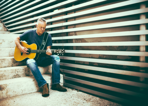 Glazbeni virtuoz Tommy Emmanuel dolazi u Šibenik!