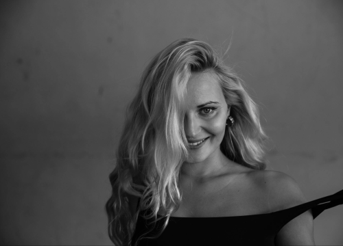 Fotografija 7 - Antonija Julija odlučila je slijediti svoj san i postati glumica: 'Ja sam građanka svijeta, ali sam i dalje Birnjanka'