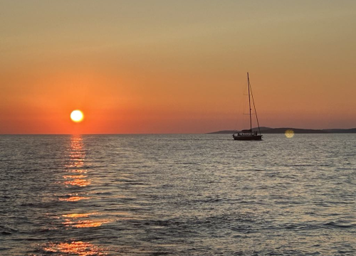 Fotografija 2 - Morska avantura  ŠibenikIN-a: Tjedan dana jedrenja do Dubrovnika, prekrasnih otoka i vala uz nezaboravnu igru dupina