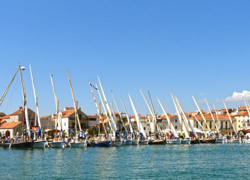 Regatu u Betini će obilježiti koncert legendarnog Tomislava Bralića i klape Intrade