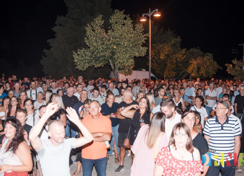 Fotografija 6 - Drniška fešta: Drnišani i njihovi gosti feštali na koncertu Rišpeta