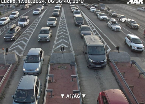 Fotografija 3 - Gužve od jutra na cestama sve veće: Kilometarske kolone sve duže, policija poslala posebno upozorenje