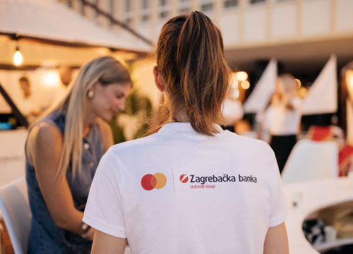 Fotografija 3 - Banka na otvorenom oduševila Šibenčane, posjetitelji dobili priliku za osvajanje 10.000 eura