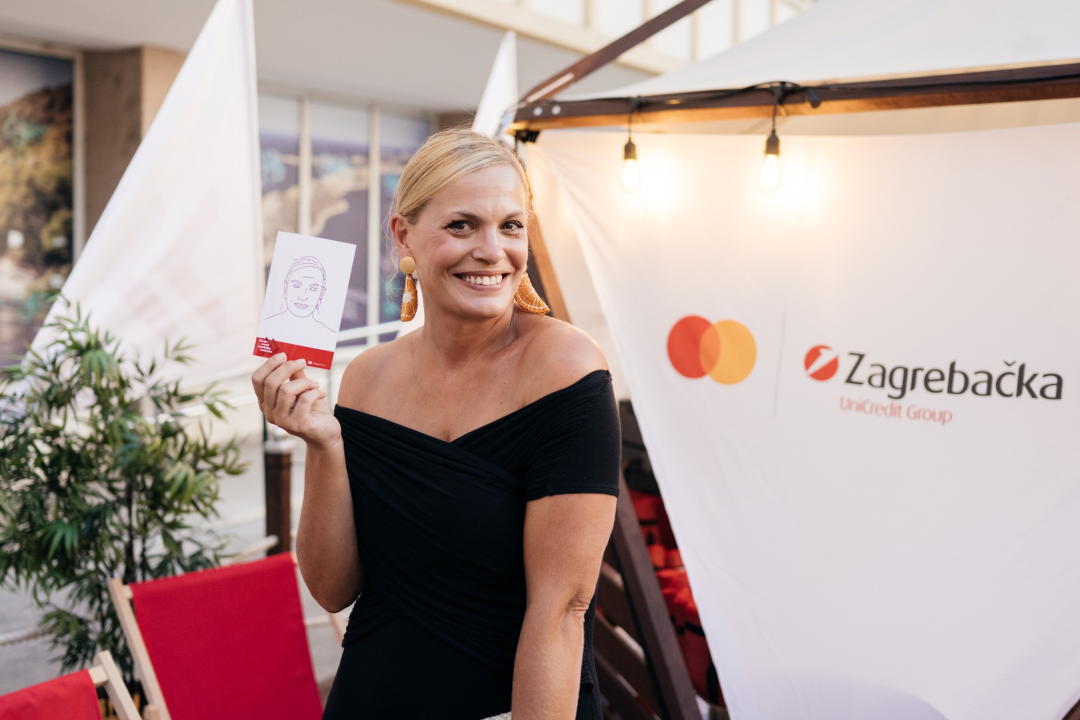 Banka na otvorenom oduševila Šibenčane, posjetitelji dobili priliku za osvajanje 10.000 eura