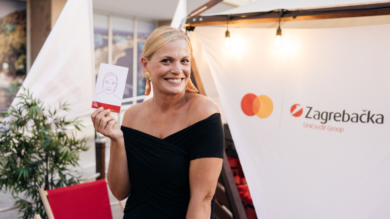 Banka na otvorenom oduševila Šibenčane, posjetitelji dobili priliku za osvajanje 10.000 eura