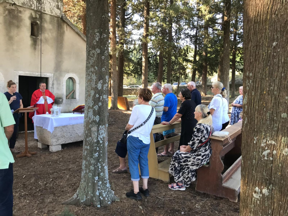 Župljani Vodica proslavili blagdan Mučeništva sv. Ivana Krstitelja