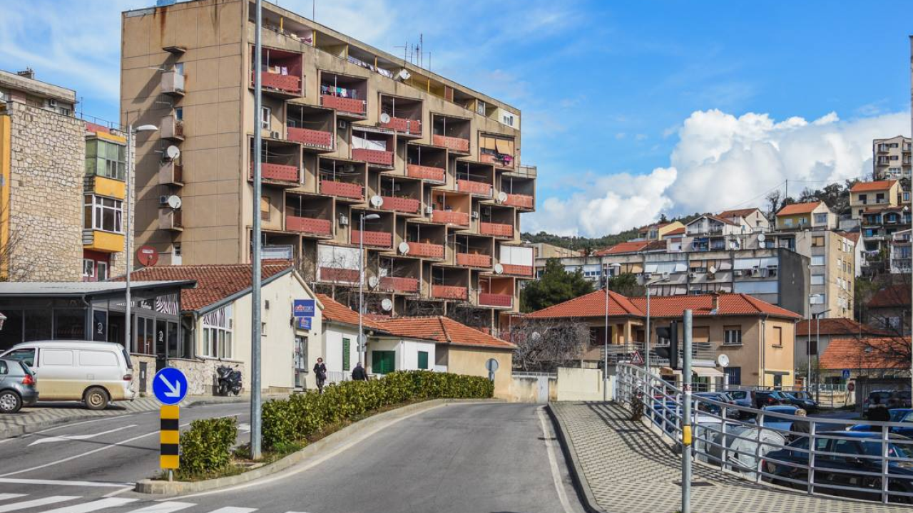 Za stanove u kratkoročnom najmu plaćat će se porez na nekretnine