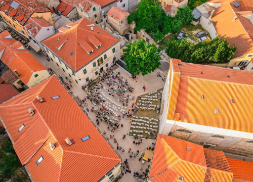 Zbog nevremena objavljene manje izmjene programa festivala u Skradinu