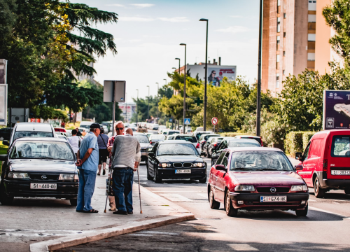 Umirovljenici: Uzima nam se 50 posto zato što radimo, a radimo zato što moramo