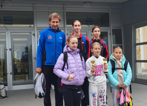 Tri trofeja šibenskih stolnotenisača za početak sezone