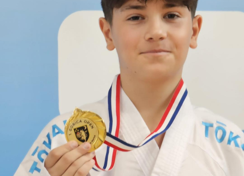 Fotografija 10 - Karatekama vodičkog Okita šest medalja iz Velike Gorice