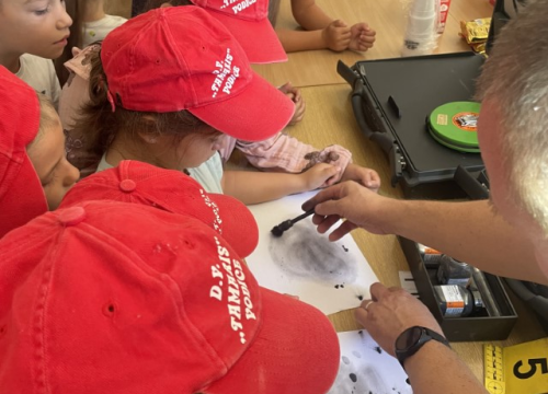 Edukativni susret policajaca i predškolaca DV Tamaris u Vodicama