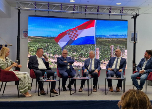 Fotografija 4 - U Poličniku održana konferencija 'Demografija u fokusu', sudjelovao i župan Jelić