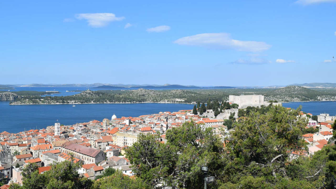 Djelomice sunčano i iznadprosječno toplo