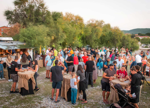 Ovog vikenda svi putevi vode u Skradin, Drniš i Bilice