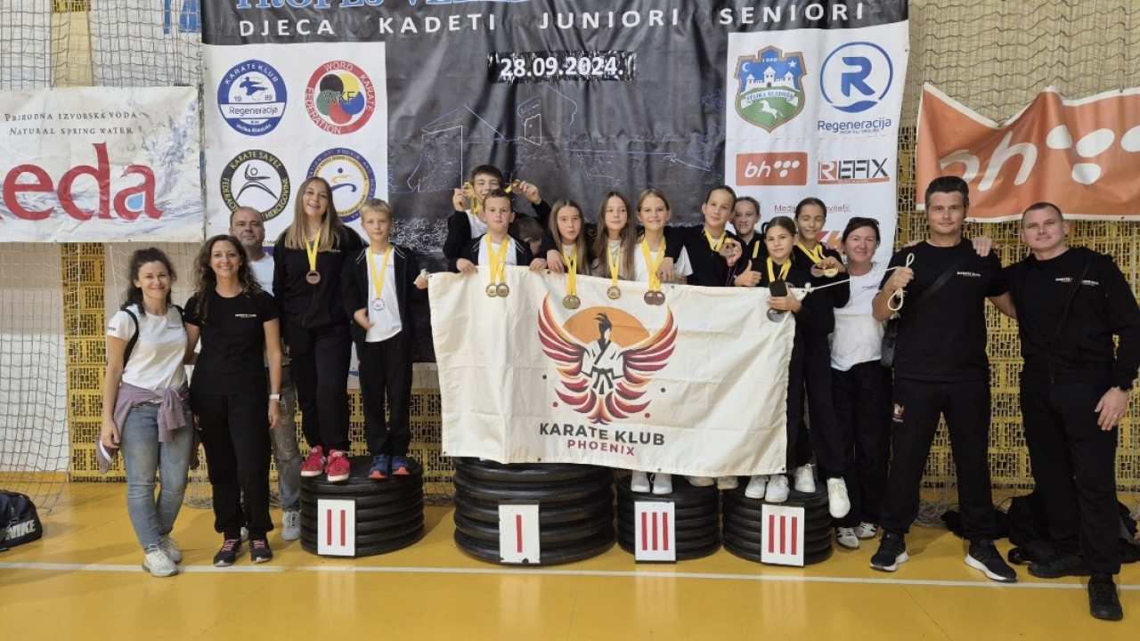 Članovi KK Phoenixa u Velikoj Kladuši došli do 17 medalja