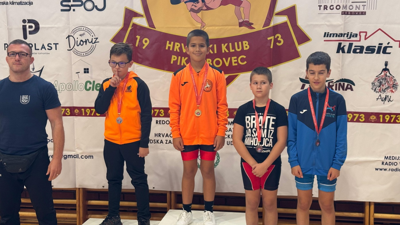 Marko Perišić prvak Hrvatske u hrvanju slobodnim stilom, Ana Lucija Višnjić srebrna, Mate Bura brončani