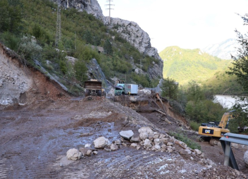 Hrvatski Crveni križ prikupio oko 200 tisuća eura za stradale u BiH