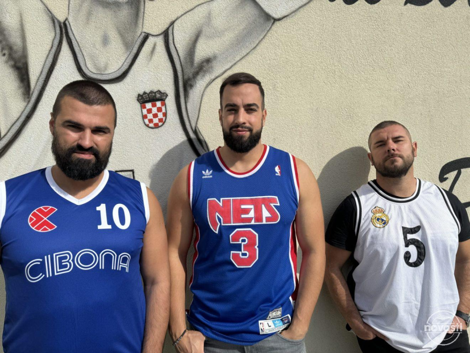 Trojica prijatelja oslikali mural Draženu Petroviću u čast