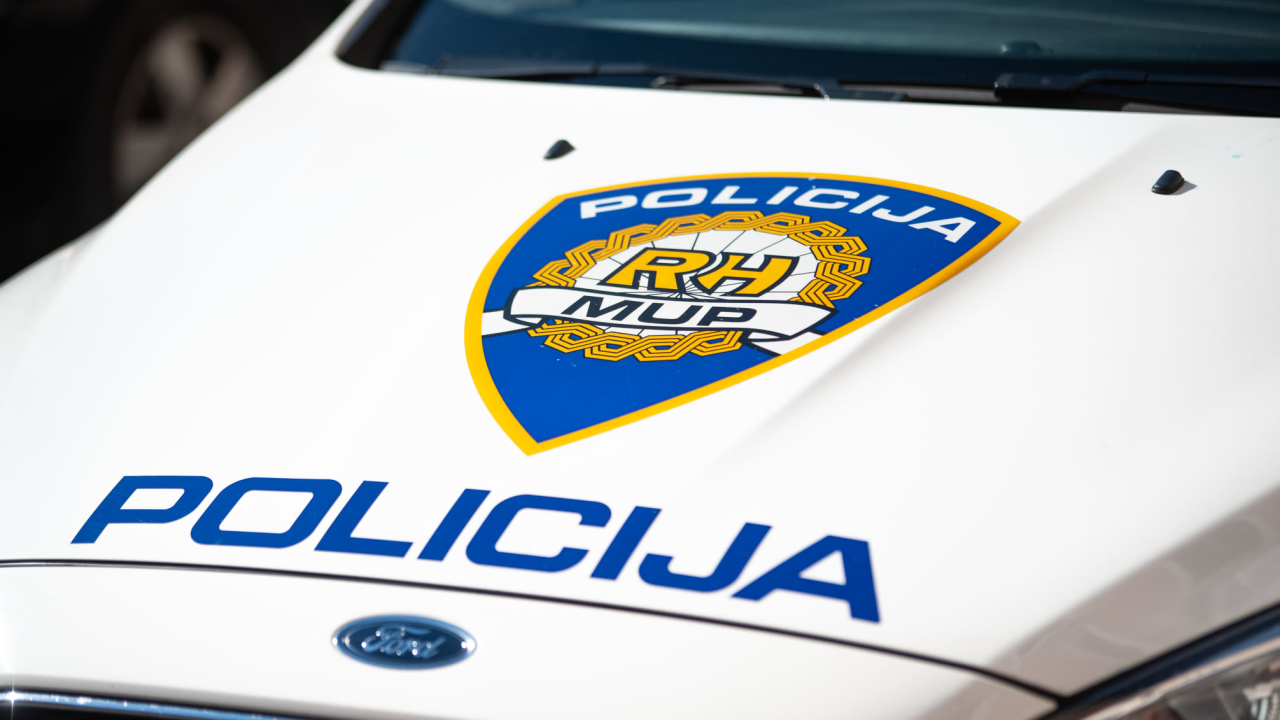 Zbog protupravne gradnje na području Betine prijava 39-godišnjakinji