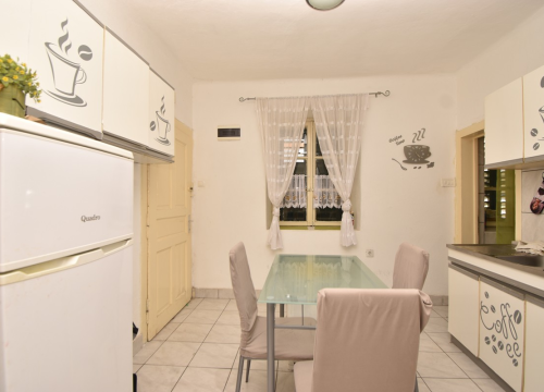 Fotografija 10 - Agencija Palace: Prodaje se dvosoban stan na odličnoj lokaciji!