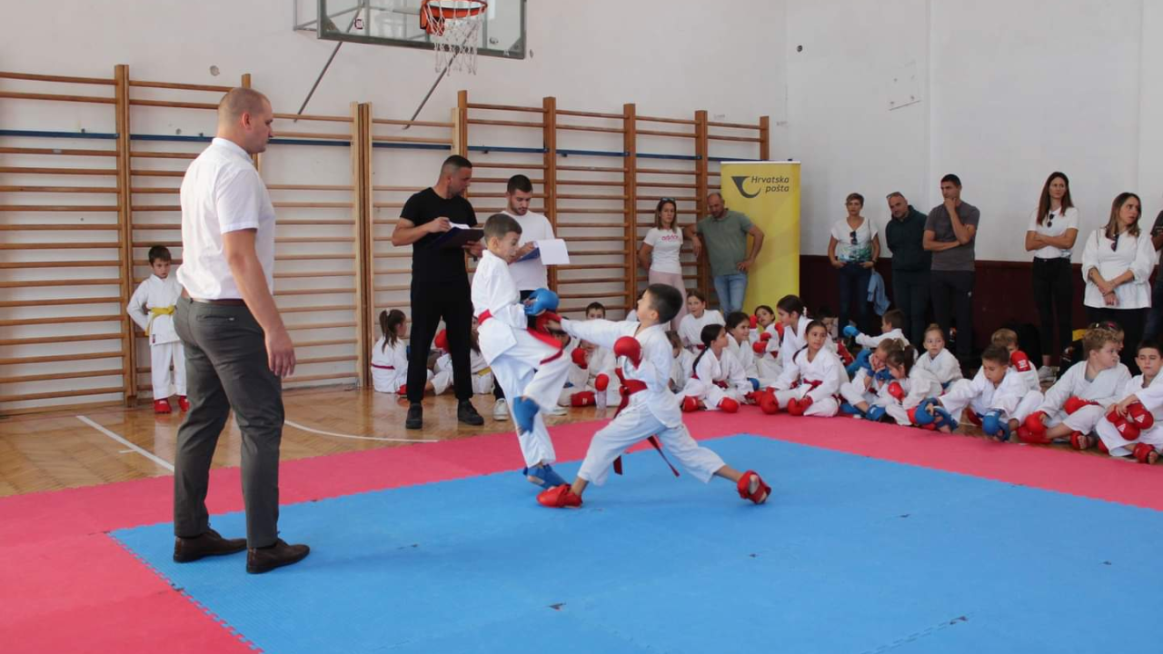 Projekti Liga klubova i Super liga Karate kluba Šibenik 1066 kao način brige za mlade sportaše