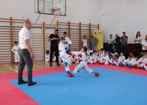 Projekti Liga klubova i Super liga Karate kluba Šibenik 1066 kao način brige za mlade sportaše