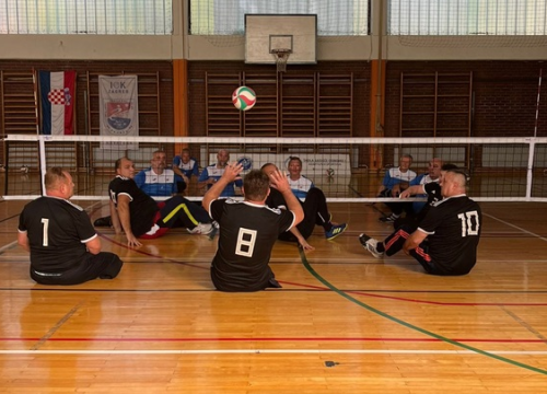 Klub sjedeće odbojke Knin 95 na Prvenstvu Hrvatske do pobjede i poraza, sljedeći vikend domaćini