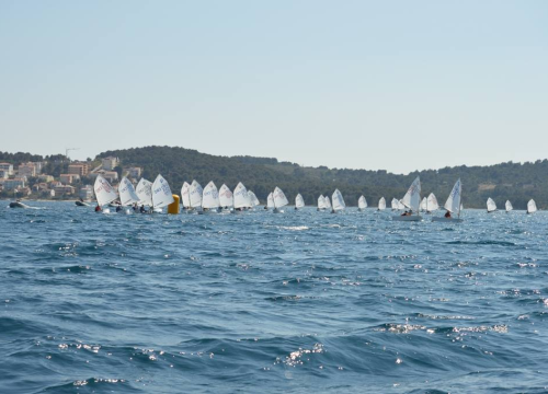 JK Tijat poziva jedriličare na poznatu regatu 'Jabuka 2024'