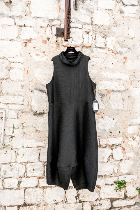 U Galeriji Juraj Dalmatinac ulovite umjetnine poznatih hrvatskih slikara po odličnim cijenama!