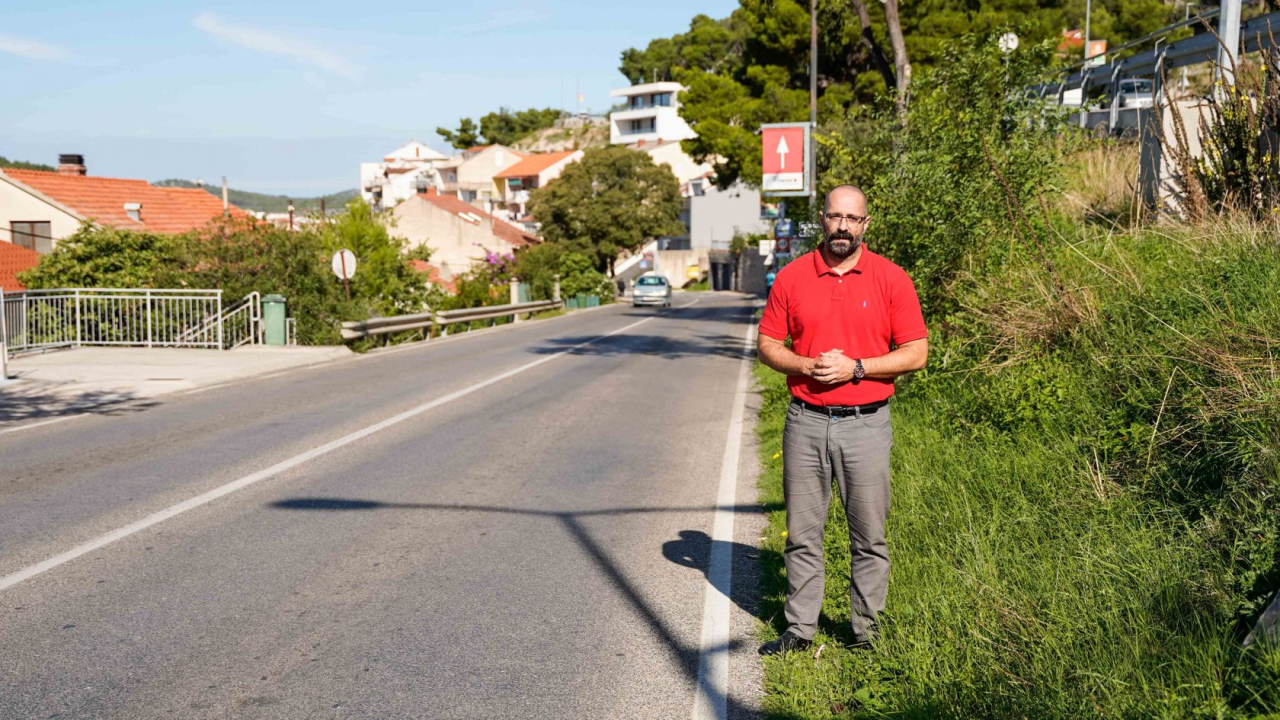 Za izgradnju nogostupa od Kronjinog magazina do Ljubice nije pristigla niti jedna ponuda