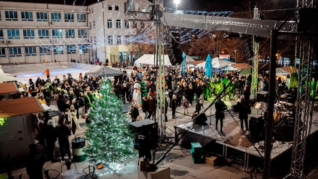 Grad Knin poziva na iskaz interesa za zakup adventskih kućica