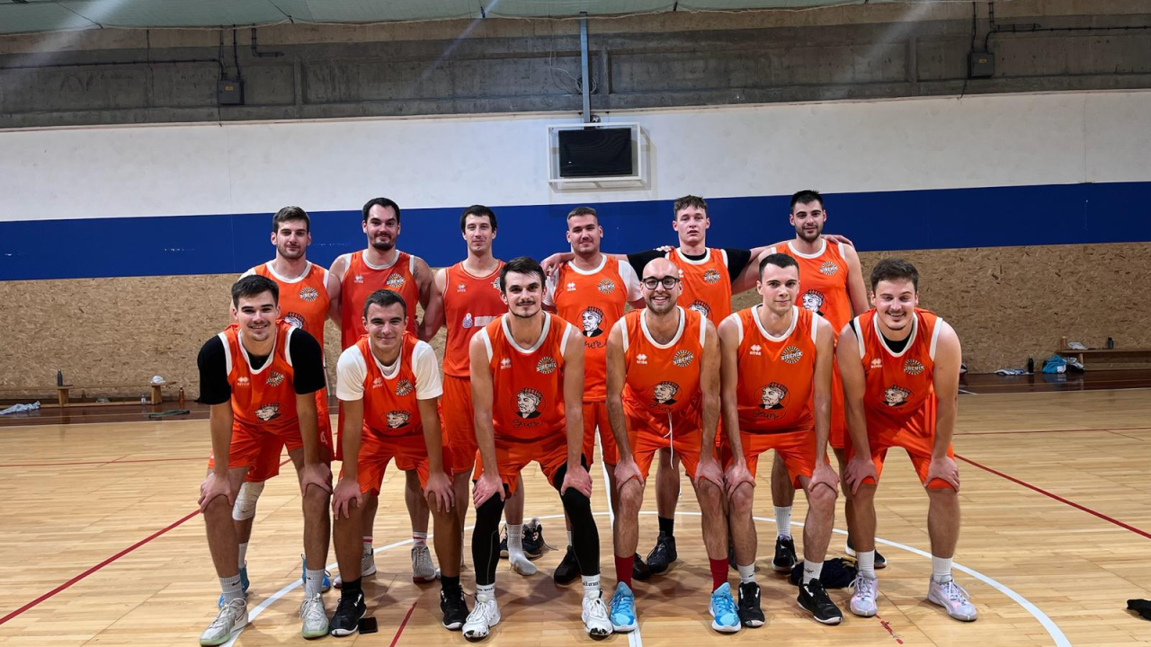 Studentski košarkaški klub Šibenik nanizao i četvrtu pobjedu zaredom